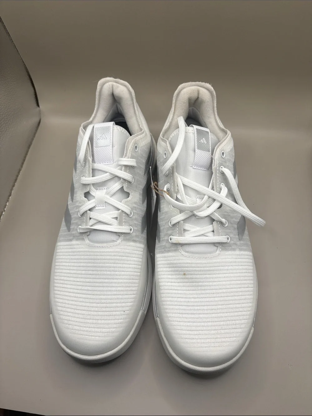New Balance Men’s  All-White Athletic Sneakers size 10 NWT
